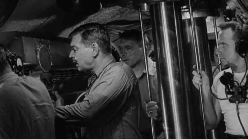 Forward torpedo room reporting
