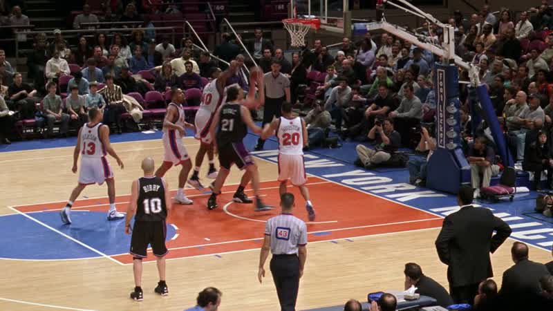 Foul on number 20, Allan Houston