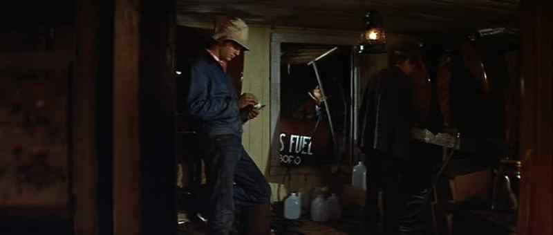 Frank, ain't you got that tank about full? - Full up