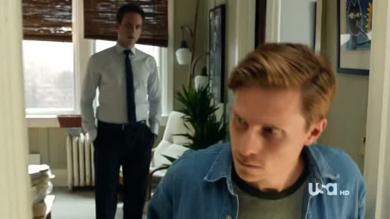 Frank! - Karinski. - You're here. - Yes. I live here