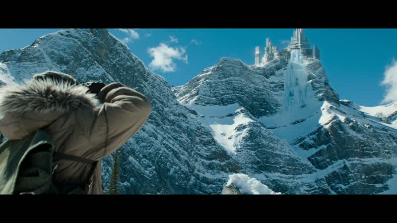 There's ice everywhereand there's only one road inIt's covered with guards I don't know how we'll get inHm WhoaOh okay I see a dungeonat the top of this ice wallThat must be where they're keeping your