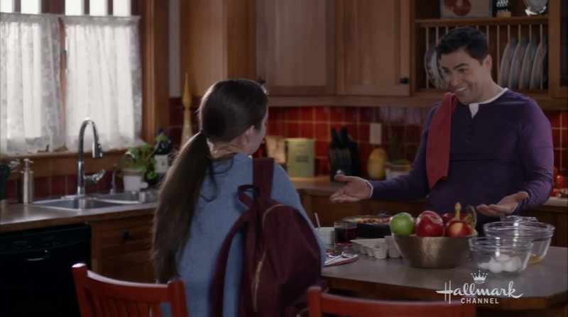 Frittata breakfast special, huh? - Yeah, Dad, I'm a vegan