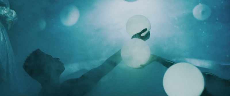 �� From different planets do they hail ♪