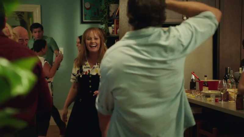 �� From the chandelier, from the chandelier ♪