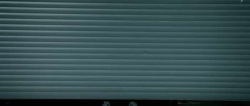 [garage door clattering]
