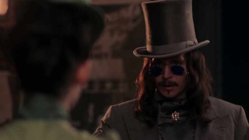 Gary Oldman, who plays Dracula