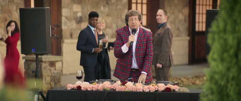 [Gary on mic] And now, ladies and gentlemen