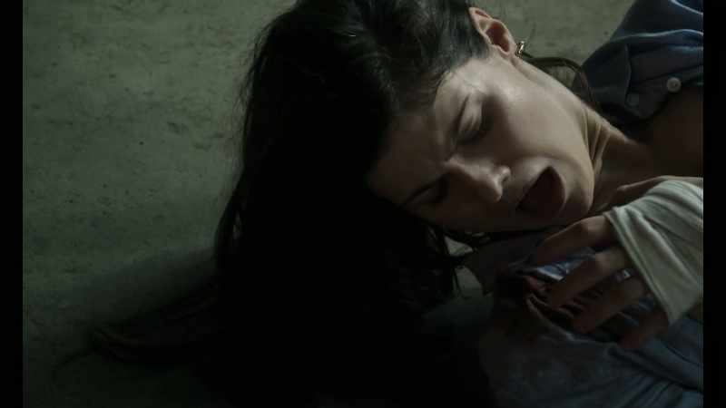 [gasping] - Rowan, get up!
