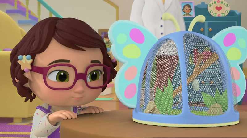 [gasps] Mommy, the chrysalis is opening