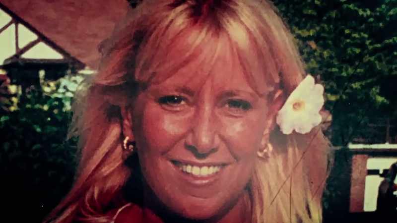GEOFFREY WANSELL: I doubt very much whether she encouraged it