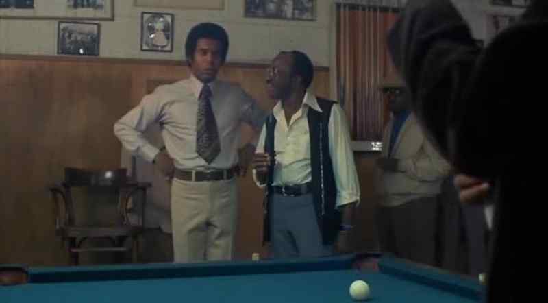 Get me a stick off the wall, Jim. - Hello!