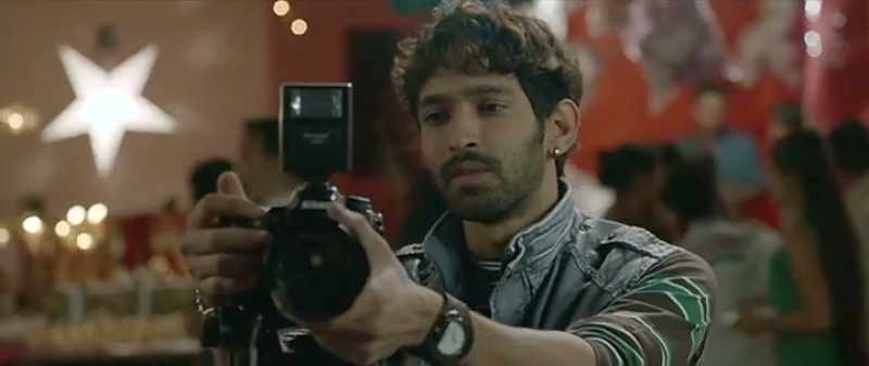 Get an icicle for the coach also. - Which flavour?