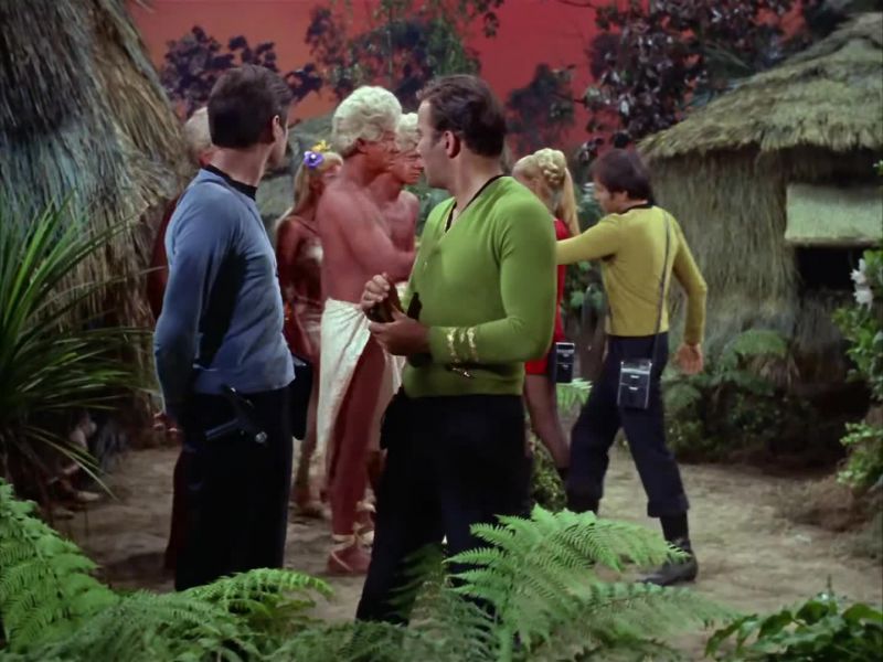 Get back in there. - Fine time to ring the dinner bell