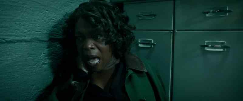 Get my bag! Get my bag!
