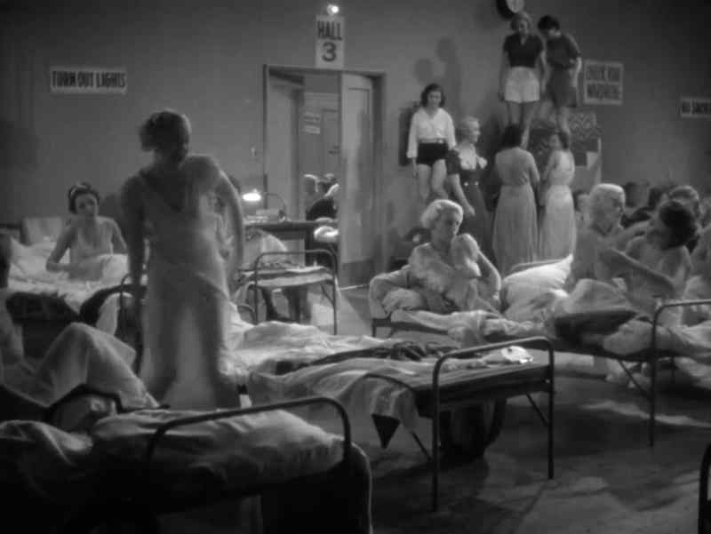 Get to bed, girls!