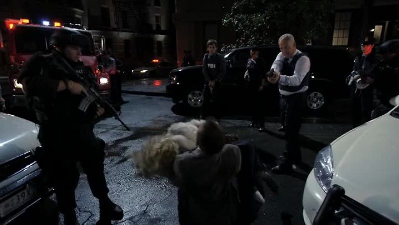 Get down on the ground!
