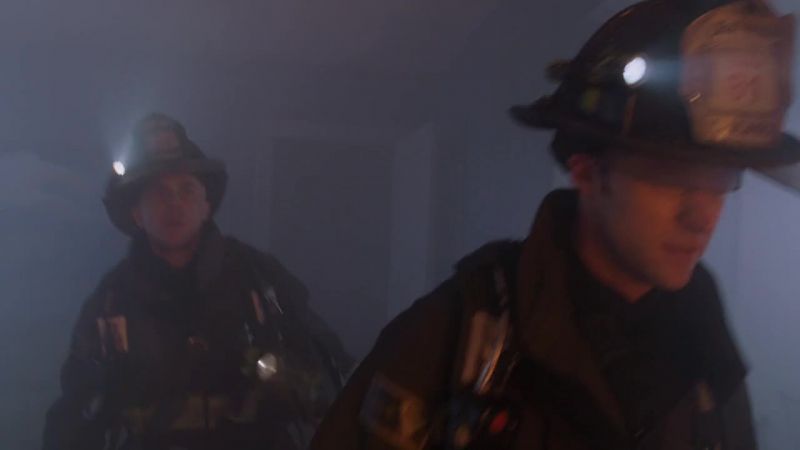 Get that extinguisher up here. - On my way up