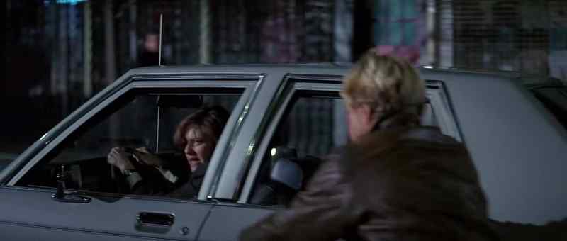 Get in! - Kelly! Brake!