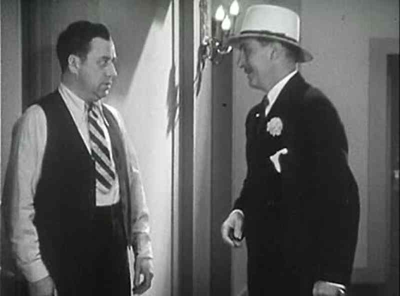 Get in there, you. - Ah, don't get sore, Blackie