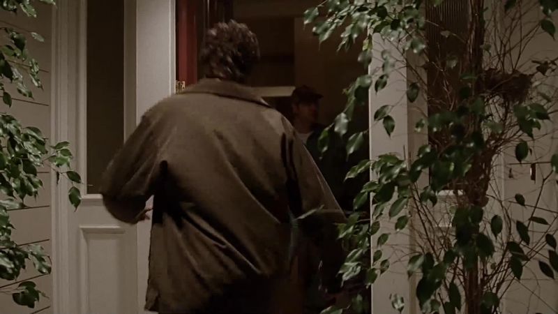 Get inside. Get in here. Shut it off. - She's setting us up, man