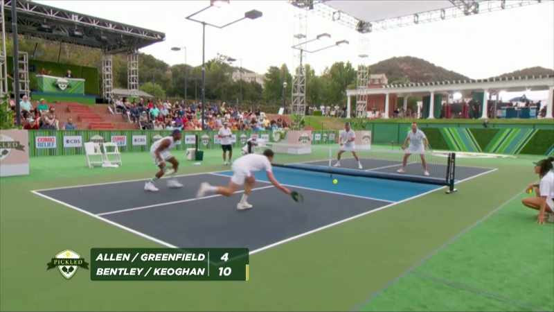 GET IT, MAX! -GREENFIELD'S GOT IT