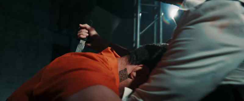 Get this motherfucker! -[inmate grunts]