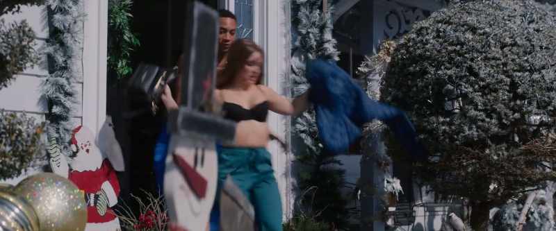 Get out! Get-- Get out! - [gasps]