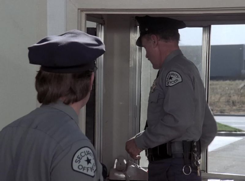 Get me the main gate