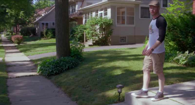 Get up! Come on, get up, get up, Damon!