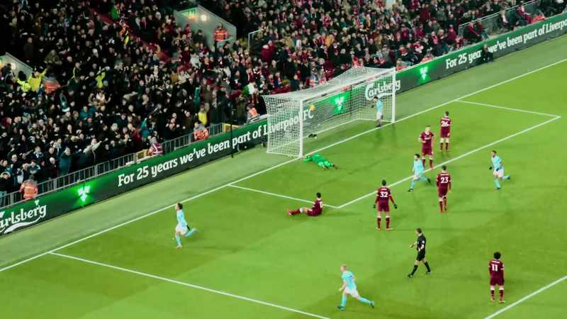 Gets outside, sets up the shot and scores