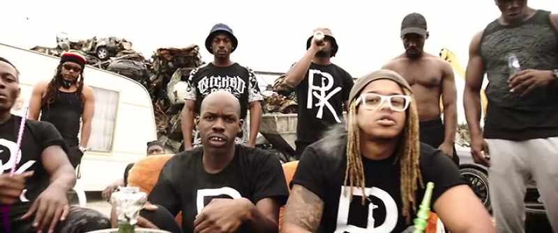 Ghetto, savage violence and deals