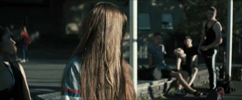 Gianna, leave her alone. - Chill, I just want to know her name