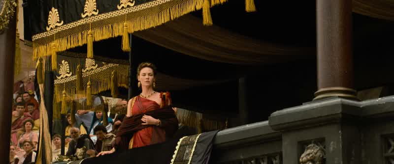 Giant Maximus is defeating our emperor, Commodus