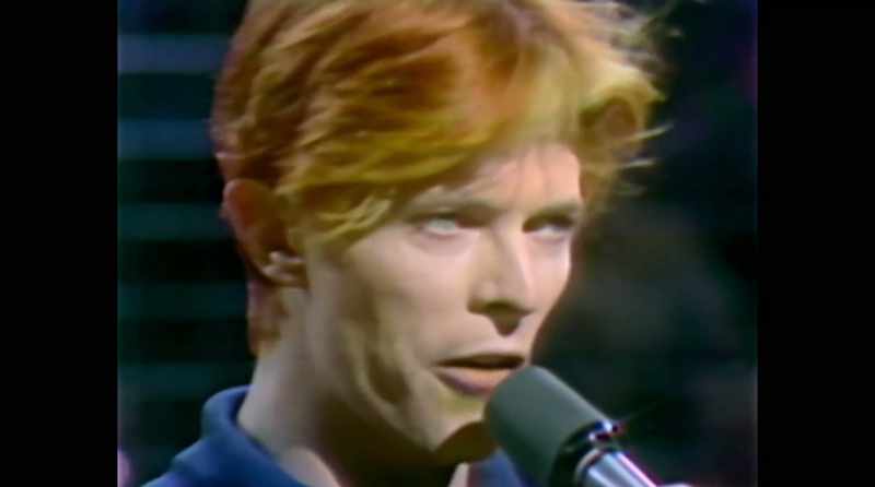 �� Girl my age went off her head ♪