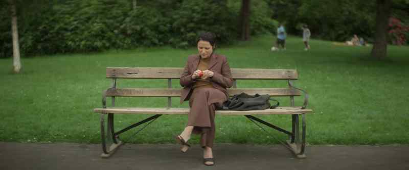GIRL: Seriously, this is not on yet