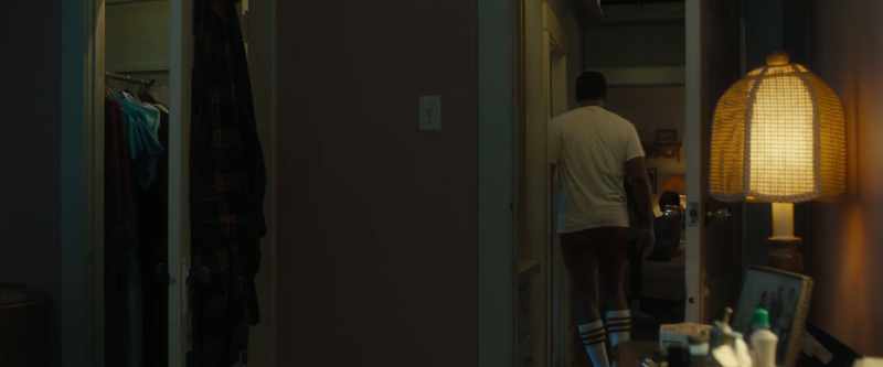 [girls laughing]