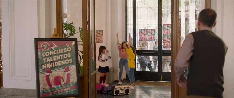 Girls, that's no good. No, not that dance