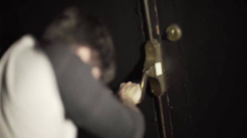 Give me light, give me some light on the door!
