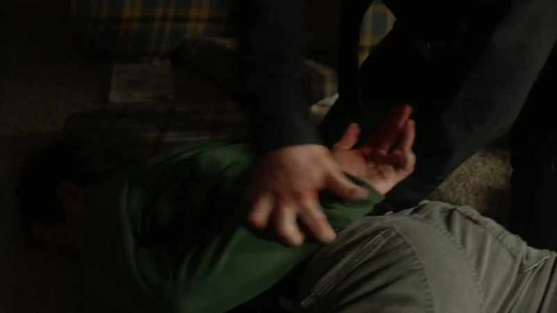 Give me your hands! Hands!