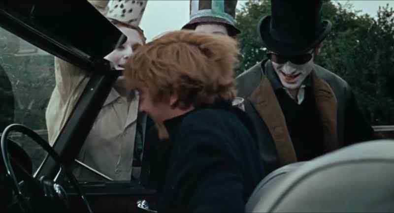 Give me your money. Do it!