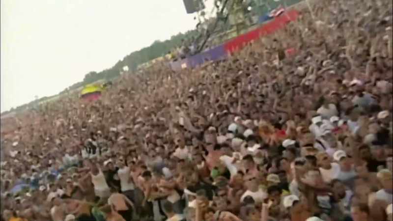 �� Give me something to break ♪