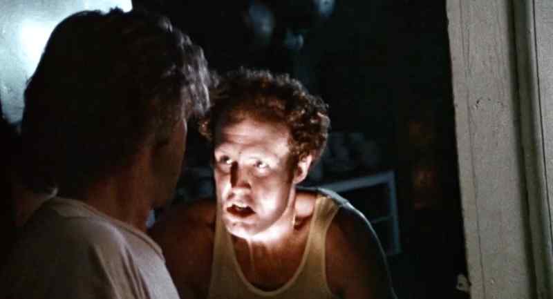 Give me the flashlight!