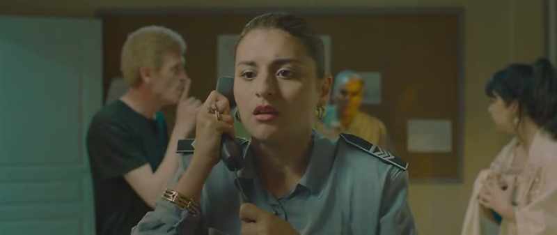 Give me the handcuffs. Are you accusing us?