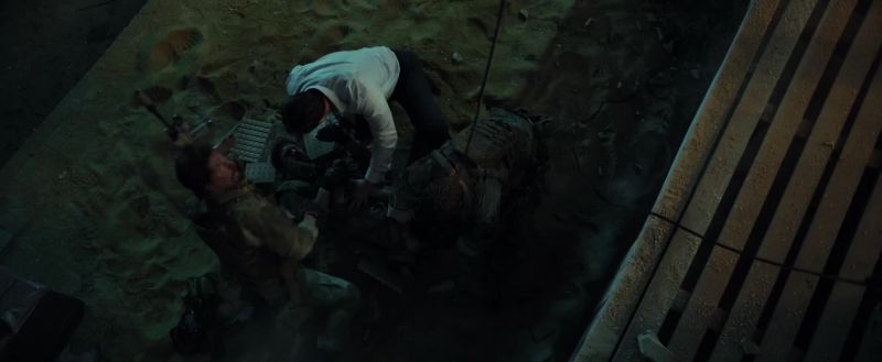 Give me weapon, soldier. - Shit