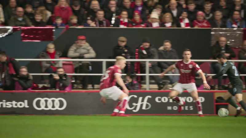 Gives it to Bernardo Silva, against Magnússon