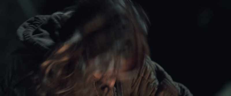 [glass clanking]
