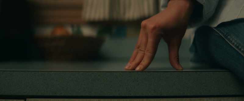[glass clinking]