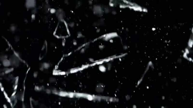 (glass cracks)