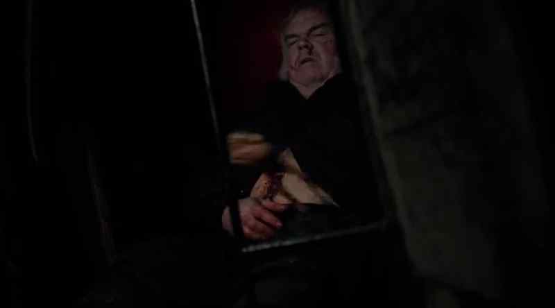 Gloriana: It's Isaac! He's mad!