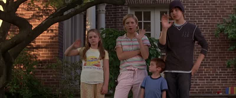Go. - Bye-bye. - Bye